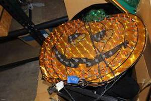 lot 562 image: Halloween decorations