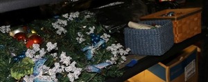 lot 635 image: Christmas greenery and decorations with baskets