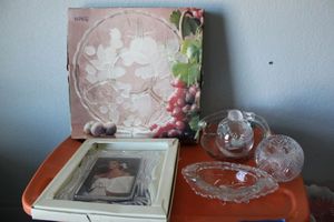 lot 340 image: MIKASA glass items, glass bowls, and crystal photo frame