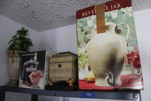 lot 489 image: Beverage jar, Ice cream maker, and decorative vases