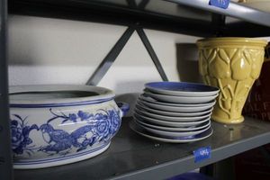 lot 496 image: Blue and white planter, blue collector plates, yellow ceramic planter