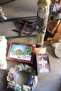 lot 594 image: Christmas lot ceramic wreath, wood narrow Santa, carousel and more