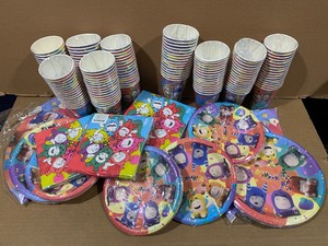lot 134 image: Lot Of OddBods Party Tableware Set, Cups, Plates & Napkins - In Quantity As Shown - (READ)