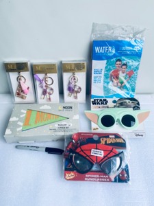 lot 187 image: Lot Of 7 New - Miscellaneous Items - As Shown