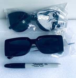 lot 189 image: Lot Of 2 - West Loop Shades - In Style & Condition As Shown