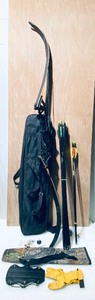 lot 2 image: Recurve Bow & Arrow  Accessories - In Condition As Shown
