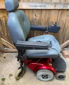 lot 300 image: Jet 3 Pride Mobility Electric Mobile Chair - In Condition As Shown - For Parts Or Repair - (READ)