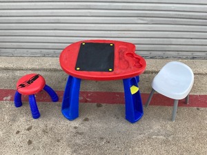 lot 306 image: Lot Of 3 - (1) Kids Table & (2) Chairs - In Condition As Shown - (READ)