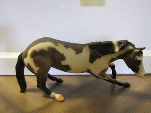 lot 2 image: Breyer 3355 Cutting horse western performance series