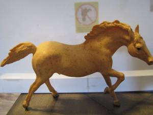 lot 23 image: BREYER BELGIAN DRAFTER MODEL  RED ROAN SPECKLED
