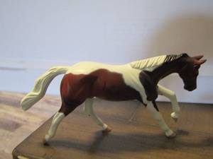 lot 35 image: PETER STONE Horse Small version 7.25 x 3.75