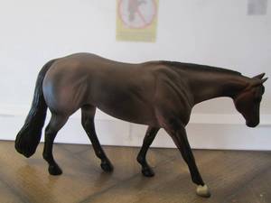 lot 70 image: PETER STONE Western Pleasure horse living horse series