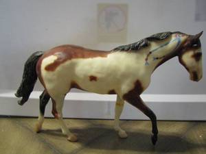 lot 76 image: Breyer rare Cree Indian horse jan-jun 96 collectors edition Naytukskie