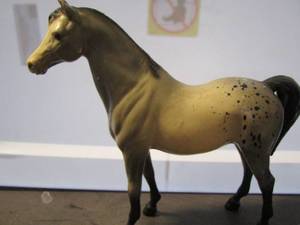 lot 92 image: Breyer 38 Speck family Arabian mare 1968