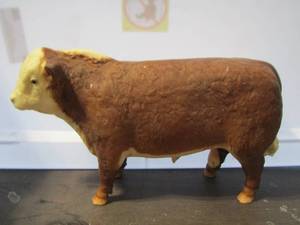 lot 102 image: Polled Hereford Bull Breyer