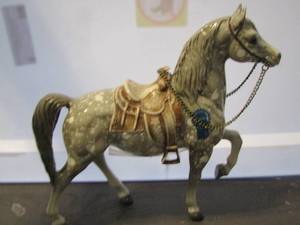 lot 109 image: Breyer COLLECTIONS 2016 Vintage CLUB LUCKY - Western Prancing Horse
