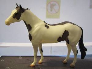lot 117 image: Breyer 2016 Premier Collection GERONIMO  Rare only 500 made