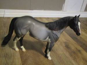 lot 129 image: Peter Stone ideal stock horse sr Motown harmony Bay Roan Sabino 2005