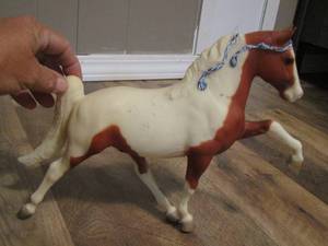 lot 133 image: Breyer no.913 High Flyer - Tennessee  Walker