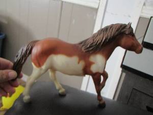 lot 155 image: Breyer horse chestnut overo