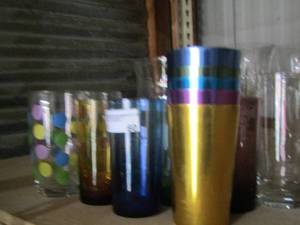 lot 60 image: drinking glass lot