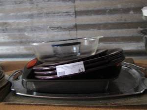 lot 62 image: plates mixing bowls-serving platter