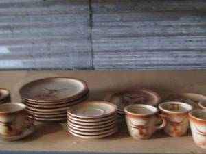 lot 70 image: Syracuse China, western style very nice