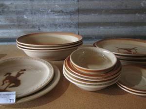 lot 71 image: Syracuse China, western style very nice