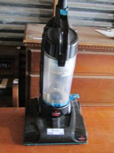 lot 100 image: small Bissell vacuum cleaner