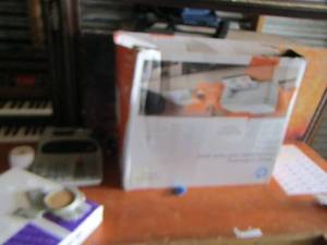 lot 102 image: office lot includes HP printer