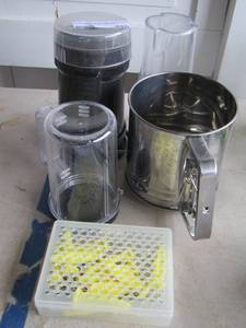lot 118 image: corn skewers- flour sifter- coffee grinder