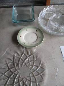 lot 125 image: clear glass platter- square dip bowls -