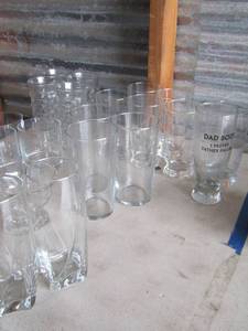 lot 135 image: large lot of drinking glasses