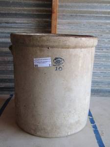 lot 2 image: #10 Dallas Crock