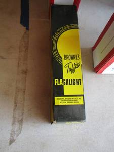 lot 200 image: Brownies Tuffite flash lights qty 7