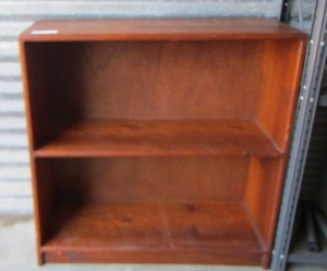 lot 231 image: 2 tier wooden book shelf