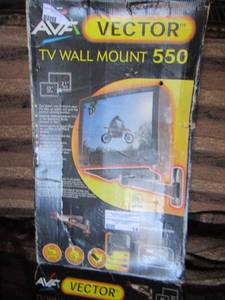 lot 14 image: Vector TV wall mount 550 in original box