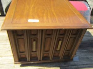 lot 16 image: side table with door