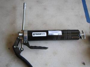 lot 273 image: greasetek grease gun