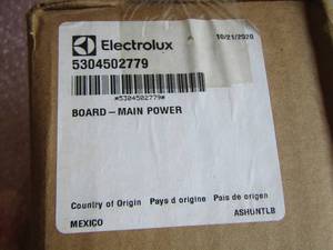 lot 287 image: APPLIANCE PARTS  - ELECTROLUX  Frigidaire Refrigerator Board Main Power 5304502779  In Boxes PACKAGING  SEE DESCRIPTION