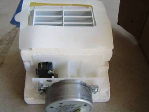 lot 290 image: APPLIANCE PARTS - Frigidaire Refrigerator Damper Control Assembly 41600906    In Boxes PACKAGING  SEE DESCRIPTION