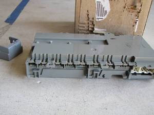 lot 293 image: APPLIANCE PARTS - Whirlpool Dishwasher Electronic Control  W10479761  IN PACKAGING   SEE DESCRIPTION