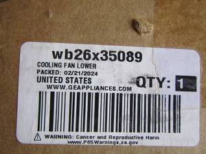 lot 299 image: APPLIANCE PARTS - GE OVEN COOLING FAN LOWER  WB26X35089   SEE DESCRIPTION