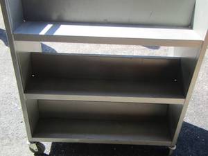 lot 324 image: LIBRARY CART Double sided 3 tier rolling