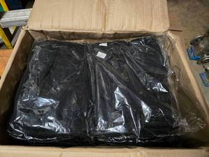 lot 46 image: NEW Lot of 72 100% Cotton Black Short Sleeve t-Shirts