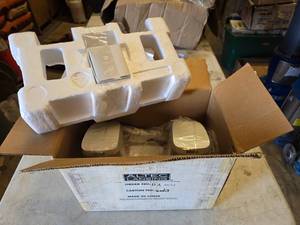 lot 64 image: NEW OLD STOCK Vintage Altec Lansing GCS100 Computer Speaker System