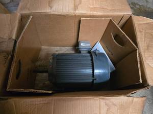 lot 73 image: NEW OLD STOCK US Motors U15E1D-C 15 HP 3 Phase Motor
