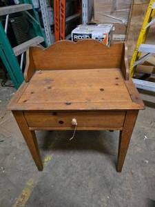 lot 143 image: Vintage Pecky Wood Knotty Pine Bedside Table