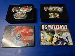 lot 176 image: Lot of 2 America Themed Matching Knife & Lighter Gift Sets w Matching Tin