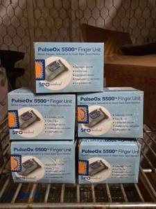 lot 183 image: Lot of 5 New PulseOx 5500 Finger Monitors